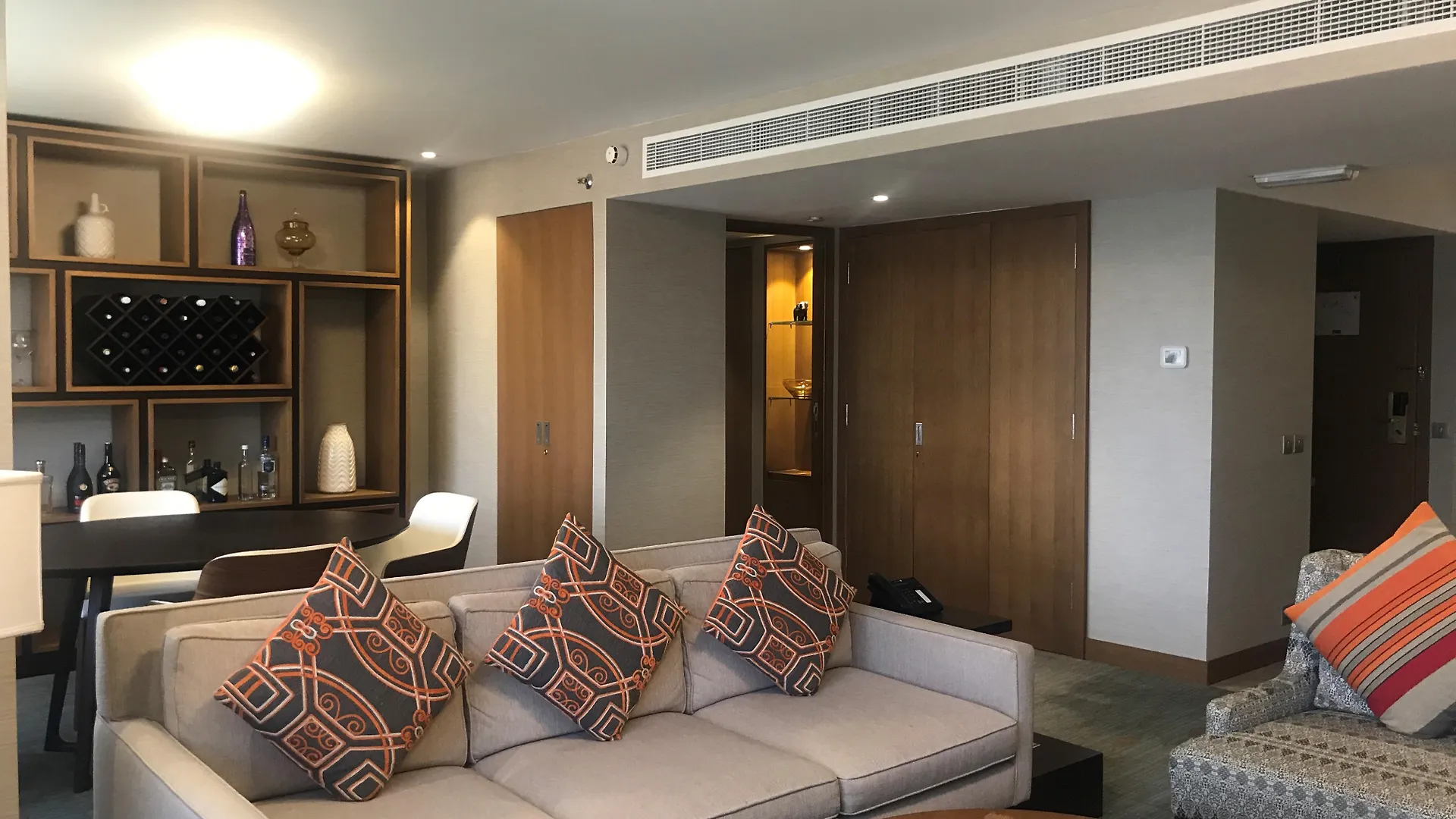 Hyatt Regency Galleria Residence Dubaj Apartmanhotel